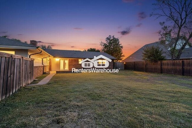 Building Photo - MOVE IN READY Plano Home