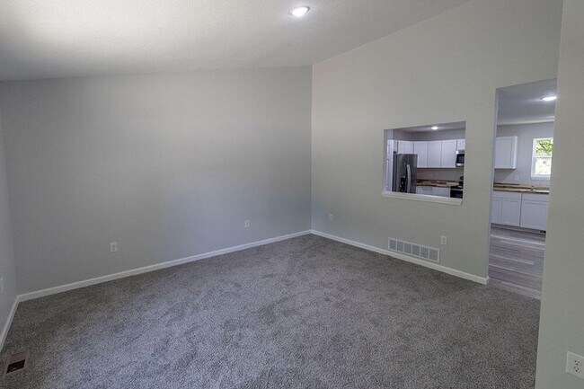Building Photo - 5316 Godas Cir