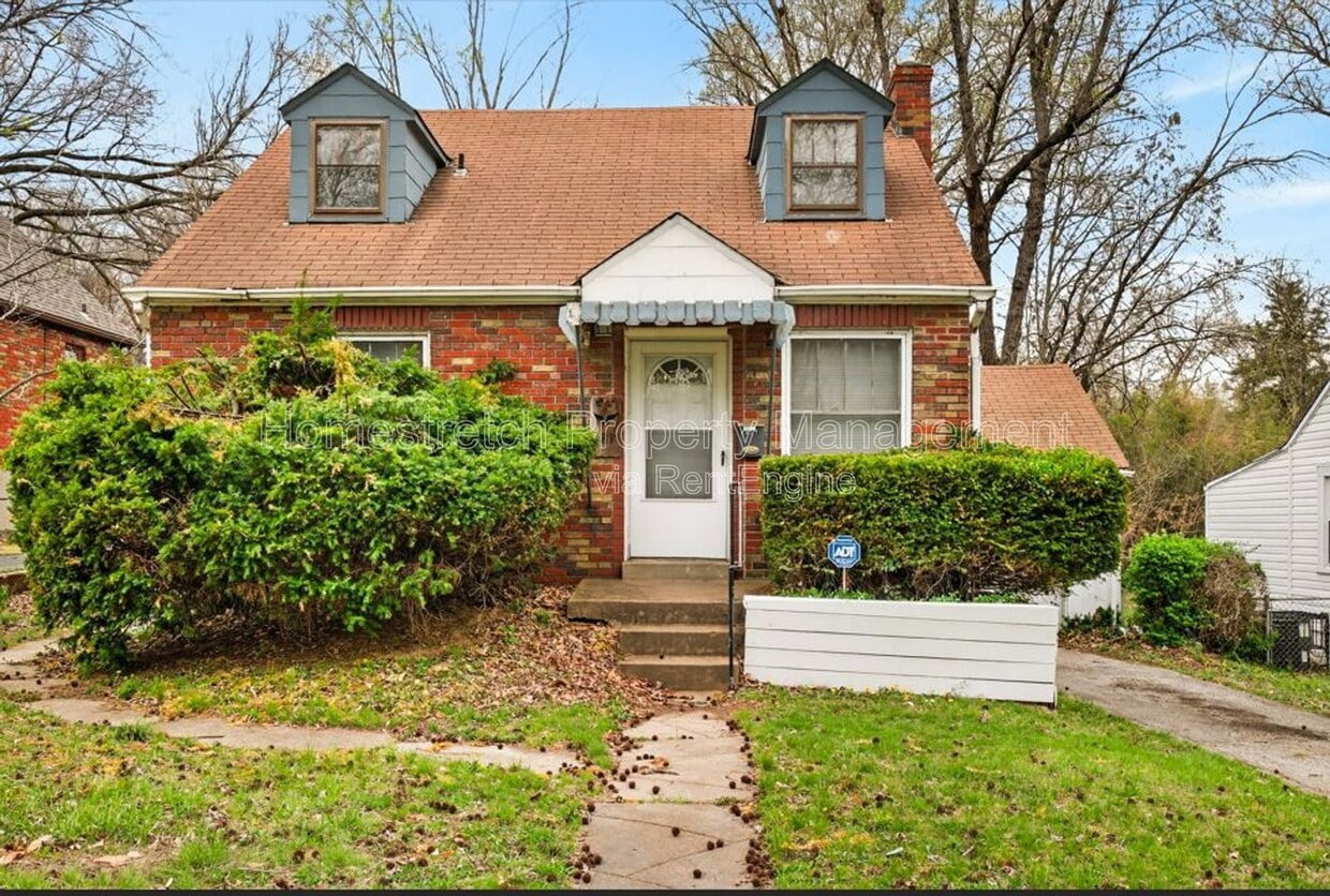 Photo - 8817 Shady Grove Avenue