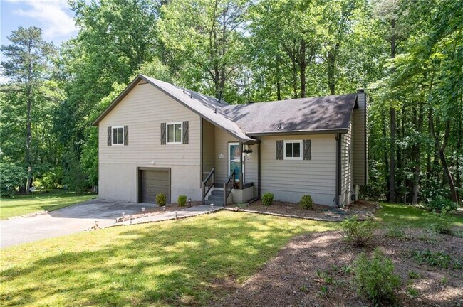 Building Photo - 880 Winfield Ct