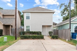 Building Photo - 16630 E Hammon