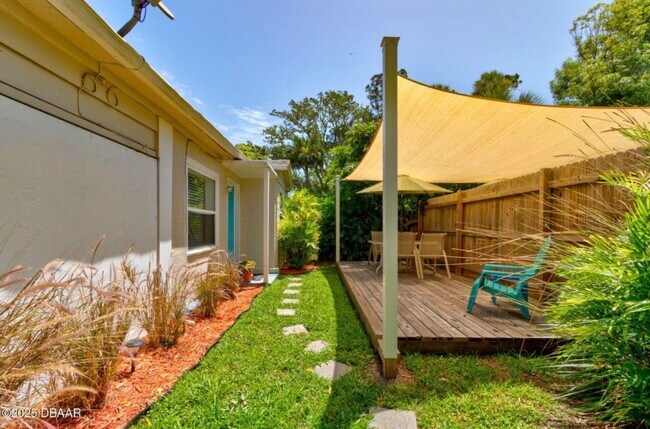 Foto del edificio - 118 Pierce Ave