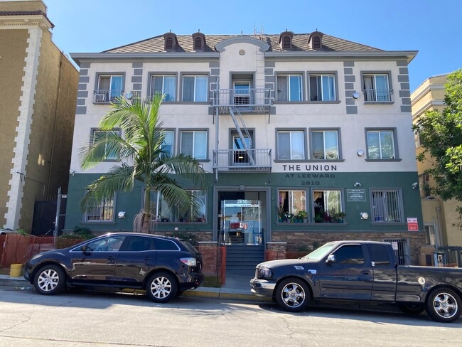 Building Photo - Leeward Apartments