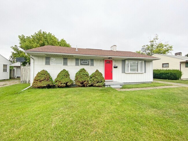 Building Photo - Dorothy's Favorite Ranch **Move in Special...