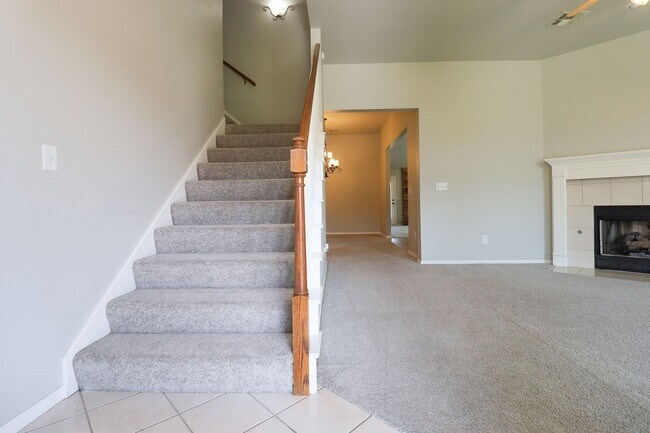 Foto del edificio - 4 Bed 2.5 Bath Rental Home Tulsa (Broken A...