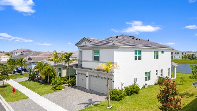 Foto del edificio - 15134 Cameo Ct