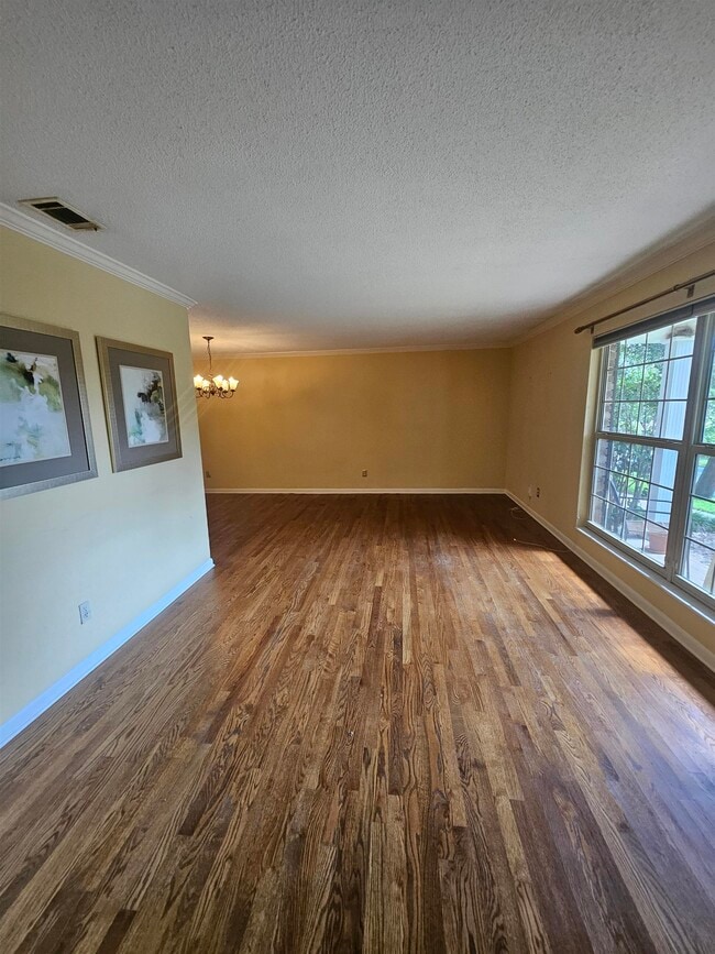Building Photo - 1541 Woodgate Way