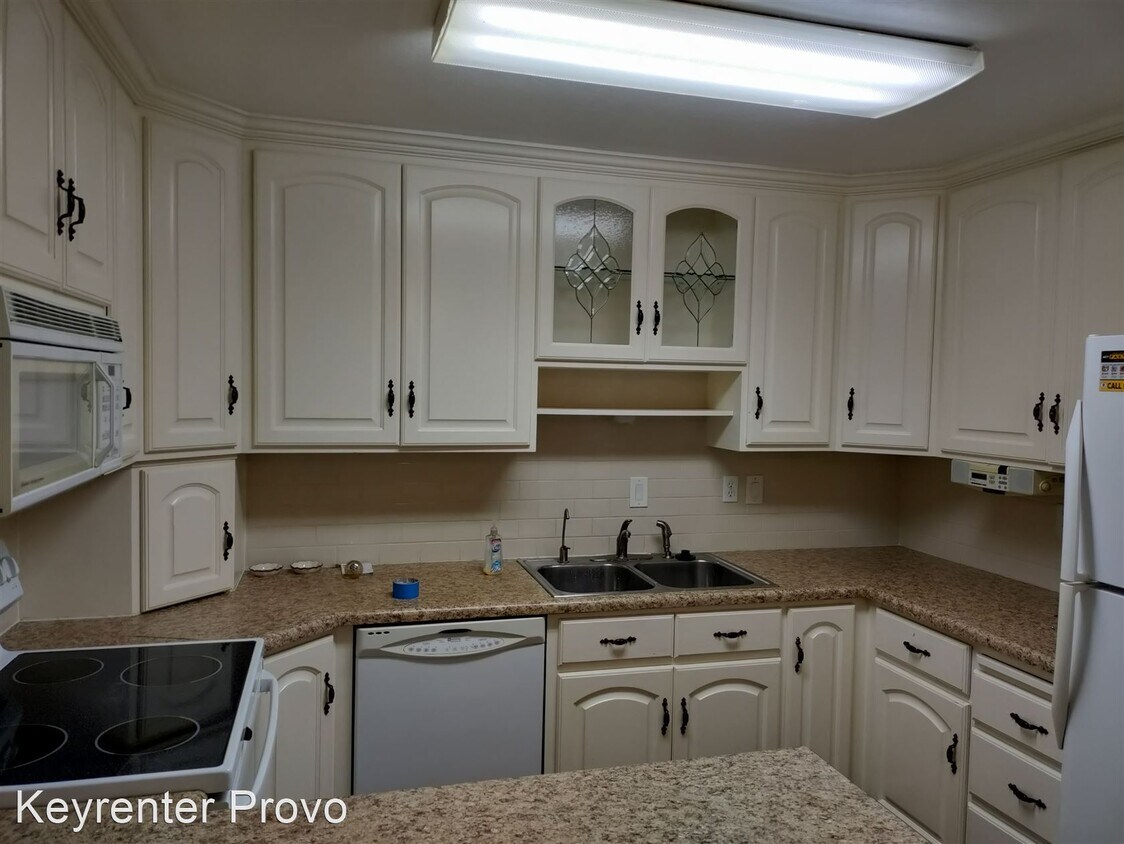 Foto principal - 183 Garden Park Dr