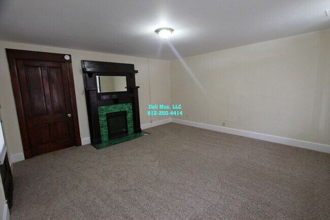 Foto del edificio - Great Westside 4 Bed, 1 Bath House with W/...