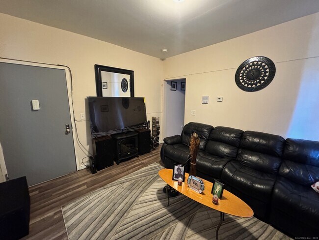 Foto del edificio - 204 Magnolia St