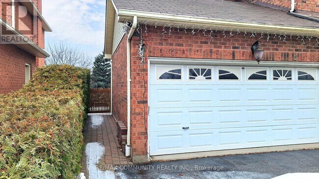 Photo du bâtiment - 12 Hialeah Crescent