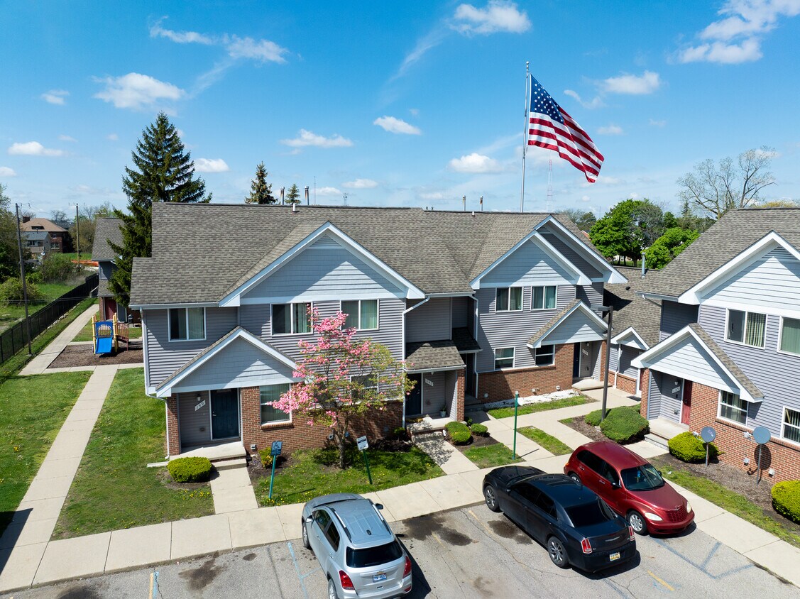 Primary Photo - Benjamin Manor Townhomes