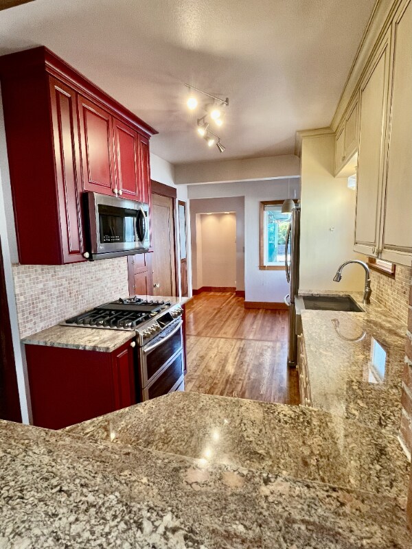 Foto del edificio - 810 33rd St