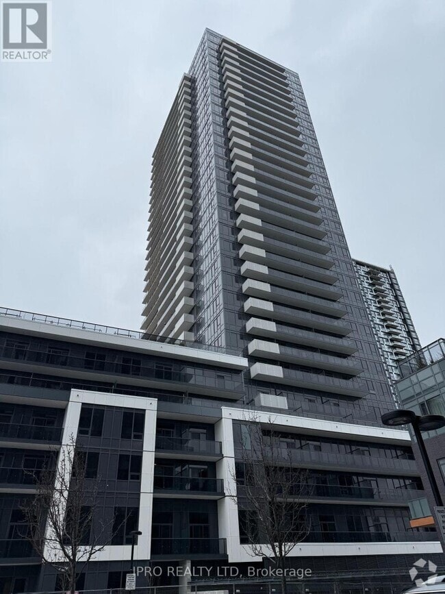 Building Photo - 322-5105 HURONTARIO St