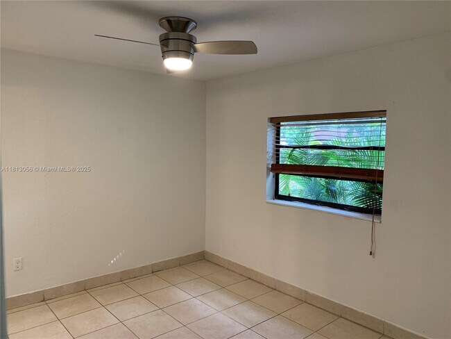Foto del edificio - 2481 NW 178th Ter