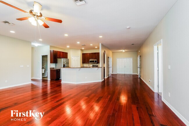 Foto del edificio - 479 Shadow Lakes Dr
