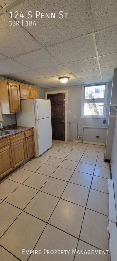 Building Photo - 3 Bedroom / 1 bathroom Home in Allentown!!
