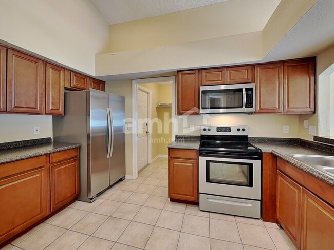 Building Photo - 950 Woodsong Way