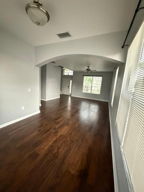 Building Photo - 14116 Entrada Dr