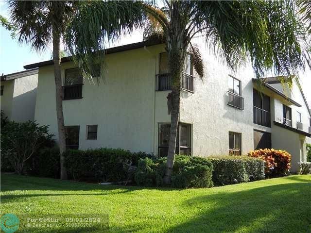 Foto del edificio - 3301 Cocoplum Cir
