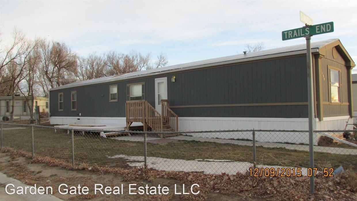 Primary Photo - 3 br, 2 bath House - 2690 Sunset