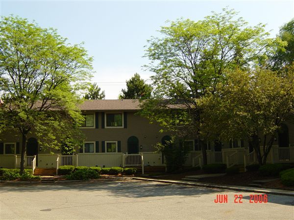 Building Photo - 2196 Regency Dr
