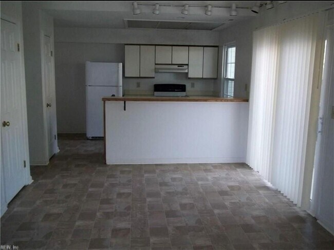 Building Photo - 4601 Georgetown Pl
