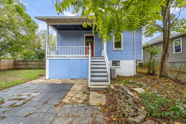 Foto del edificio - Wonderful Craftsman Bungalow