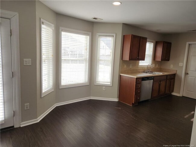 Foto del edificio - 2148 Yellowbrick Rd