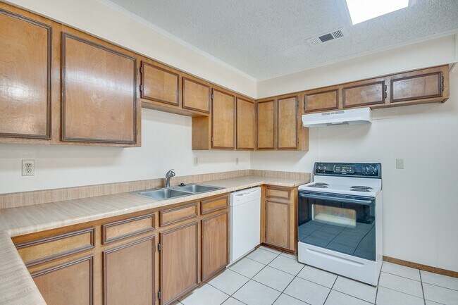 Building Photo - 3809 Wood Sorrel Dr