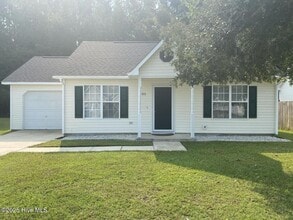Building Photo - 105 Providence Dr