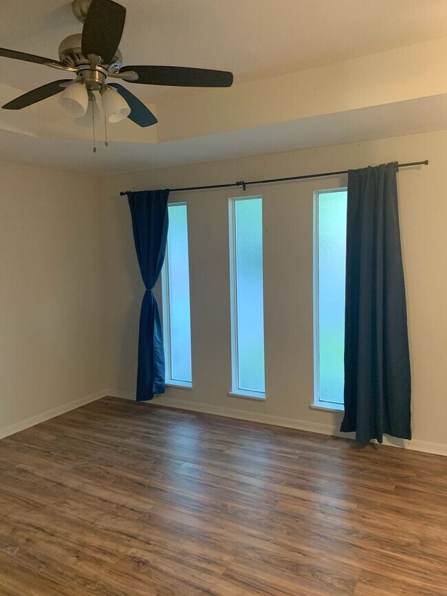 Foto del edificio - 2221 NW 54th Terrace