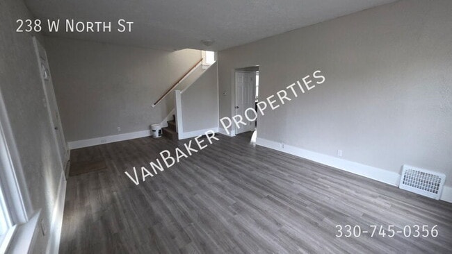 Foto del edificio - 238 W North St