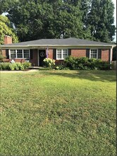 Building Photo - 223 Willow Springs Dr