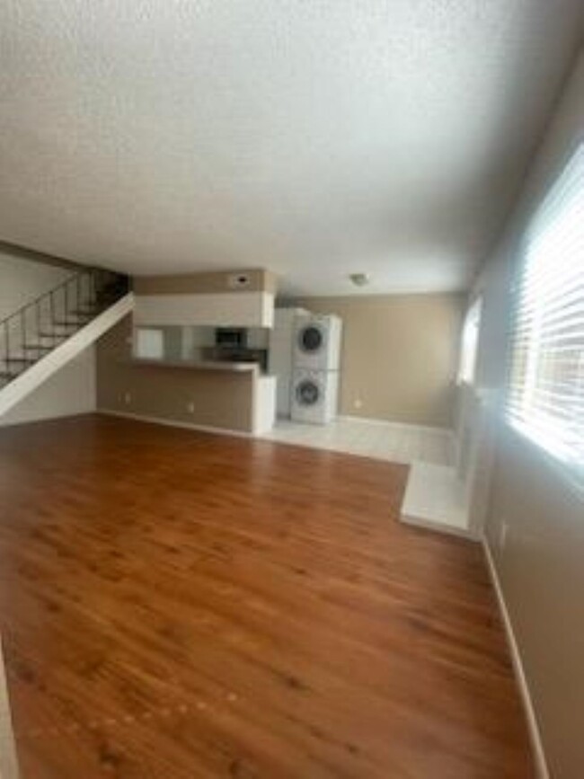 living room - 4028 Fruitridge Rd