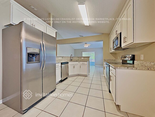 Foto del edificio - 4781 Salamander St