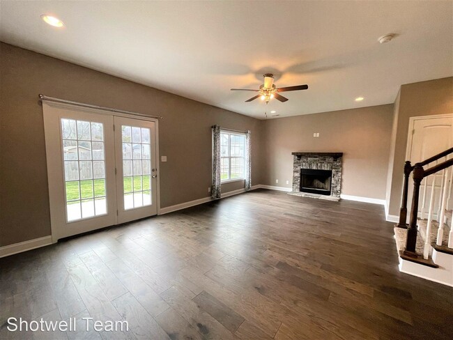 Building Photo - 3 br, 2.5 bath House - 6754 Albatross Lane