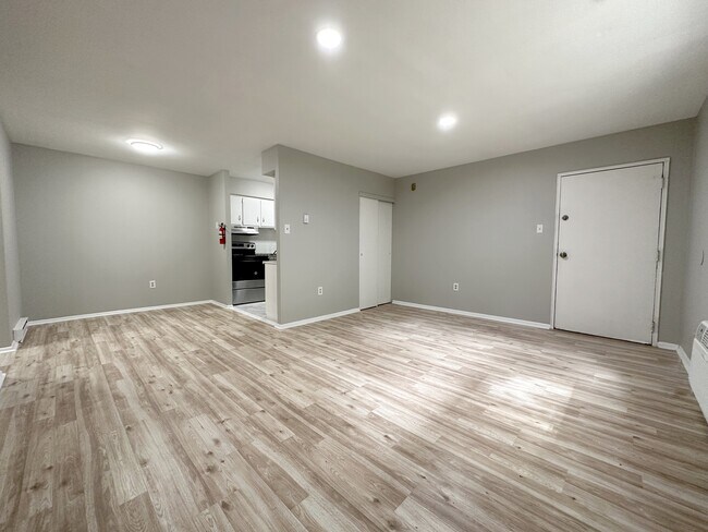 Foto del edificio - Woodland Manor Apartments