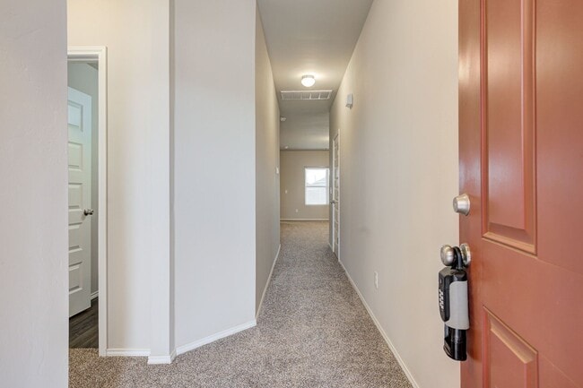 Building Photo - **Move-In Special of $500 off the first mo...