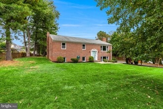 Building Photo - 43594 Hay Rd