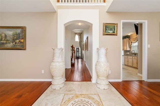 Building Photo - 6610 Golden View Ct