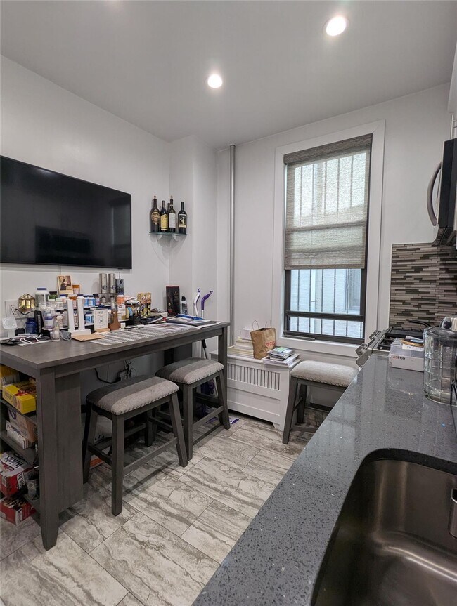 Foto del edificio - 33-52 29th St
