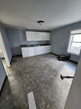 Building Photo - 311 E 3rd St