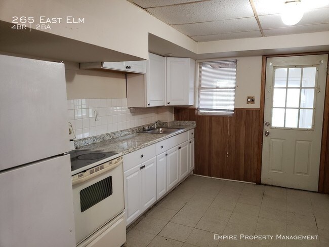Building Photo - 265 E Elm St