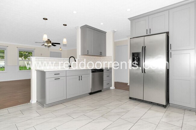Foto del edificio - Charm and Convenience: Your Ideal 3-Bedroo...