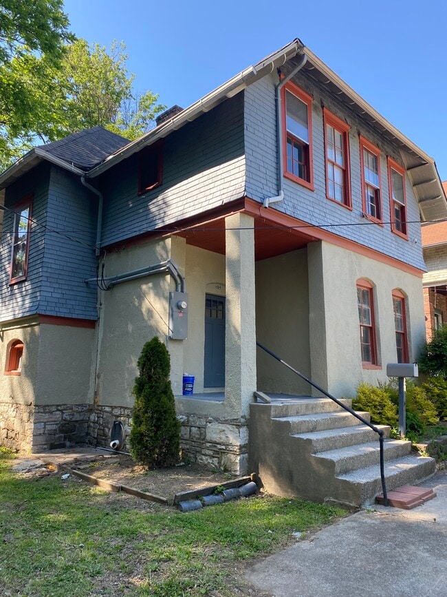 Building Photo - 102 Watson Ct