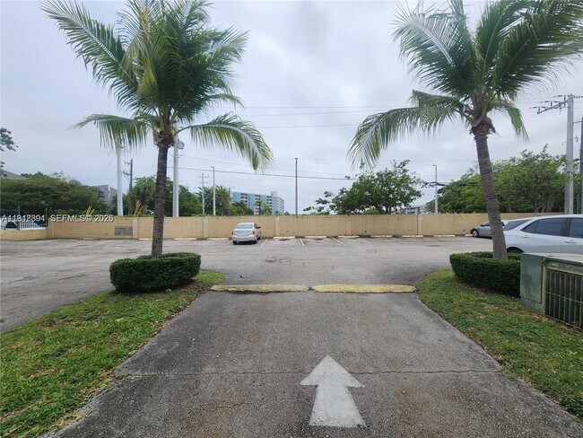 Foto del edificio - 19600 SW 110th Ct