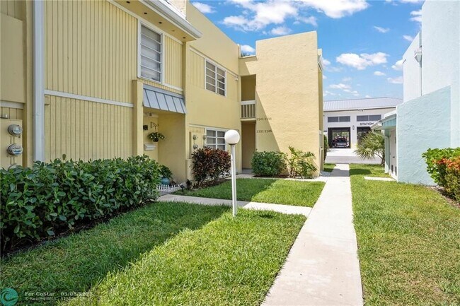 Foto del edificio - 2181 NE 36th St