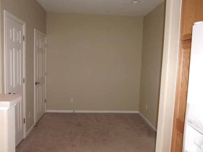 Building Photo - Highlands Ranch - 2 Story Townhome (83ST)
