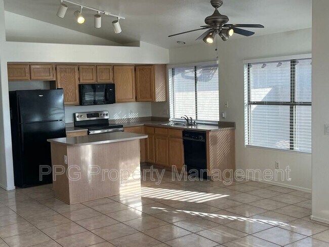 Foto del edificio - 6455 W Escuda Rd